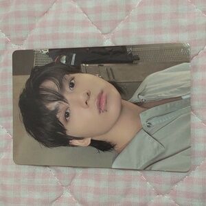 BTS Jung Kook Golden Photocard